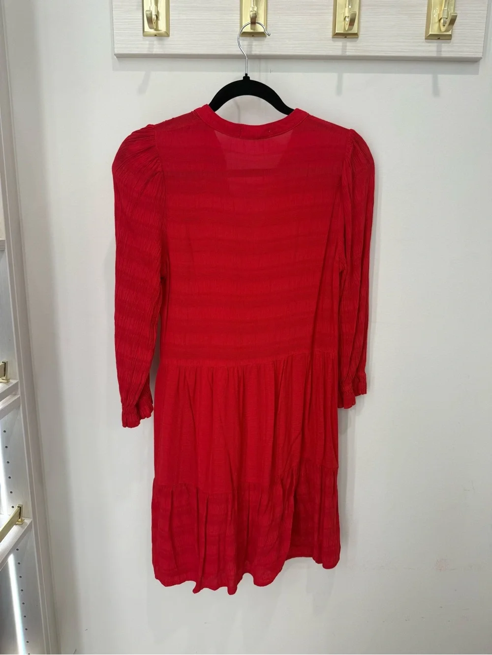 Self Contrast Red Puff-Sleeve Tiered Mini Dress - small